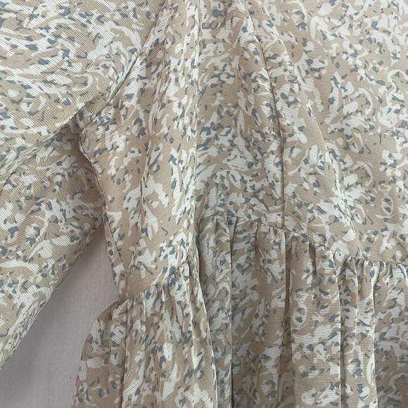 Stunning square neck, patterned midi dress - Picture 4 of 5